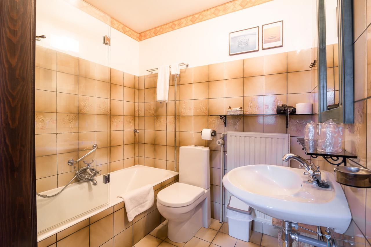 Hotel Troopeird كورترايك المظهر الخارجي الصورة